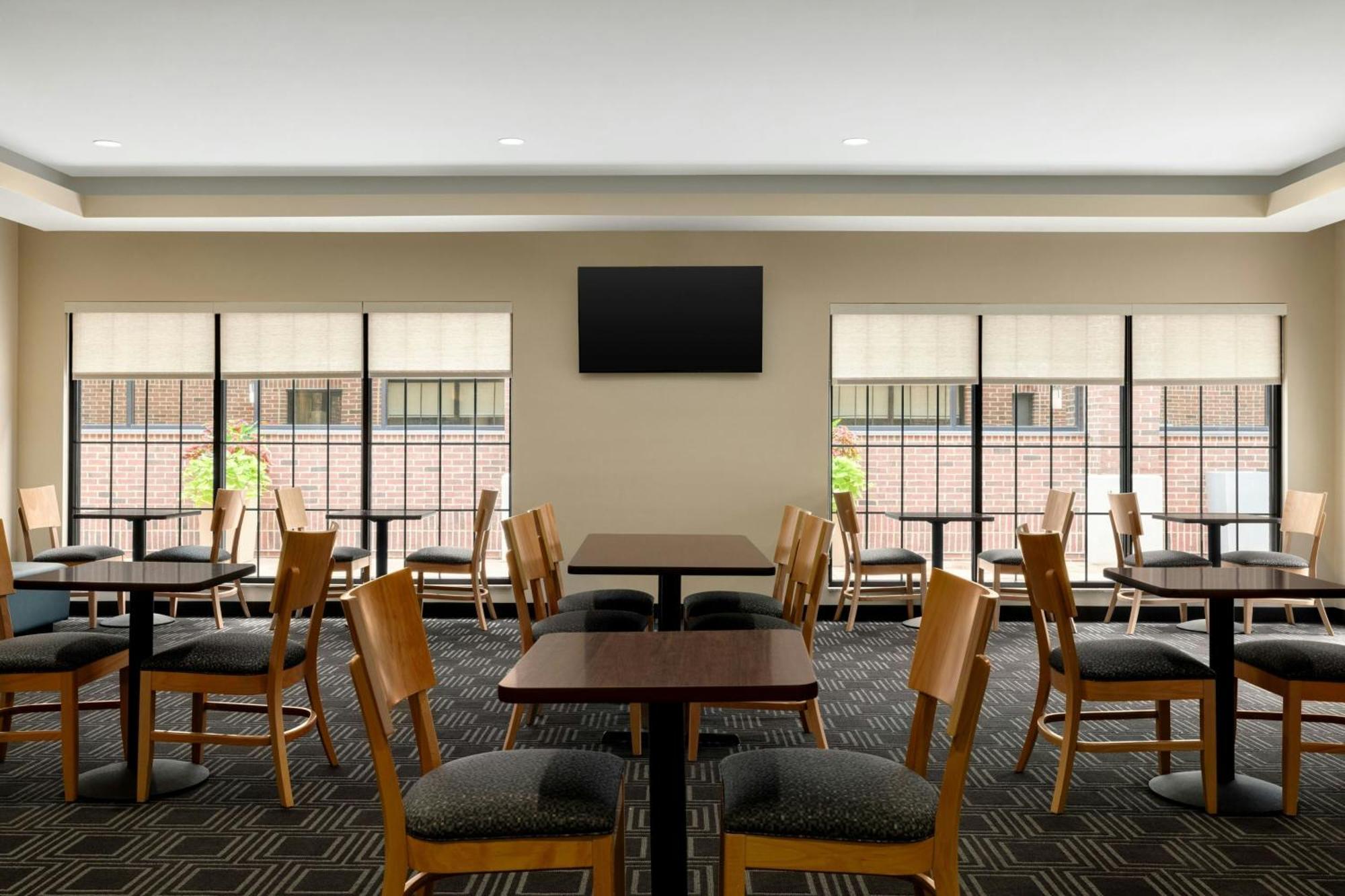 Towneplace Suites By Marriott וויליאמספורט מראה חיצוני תמונה